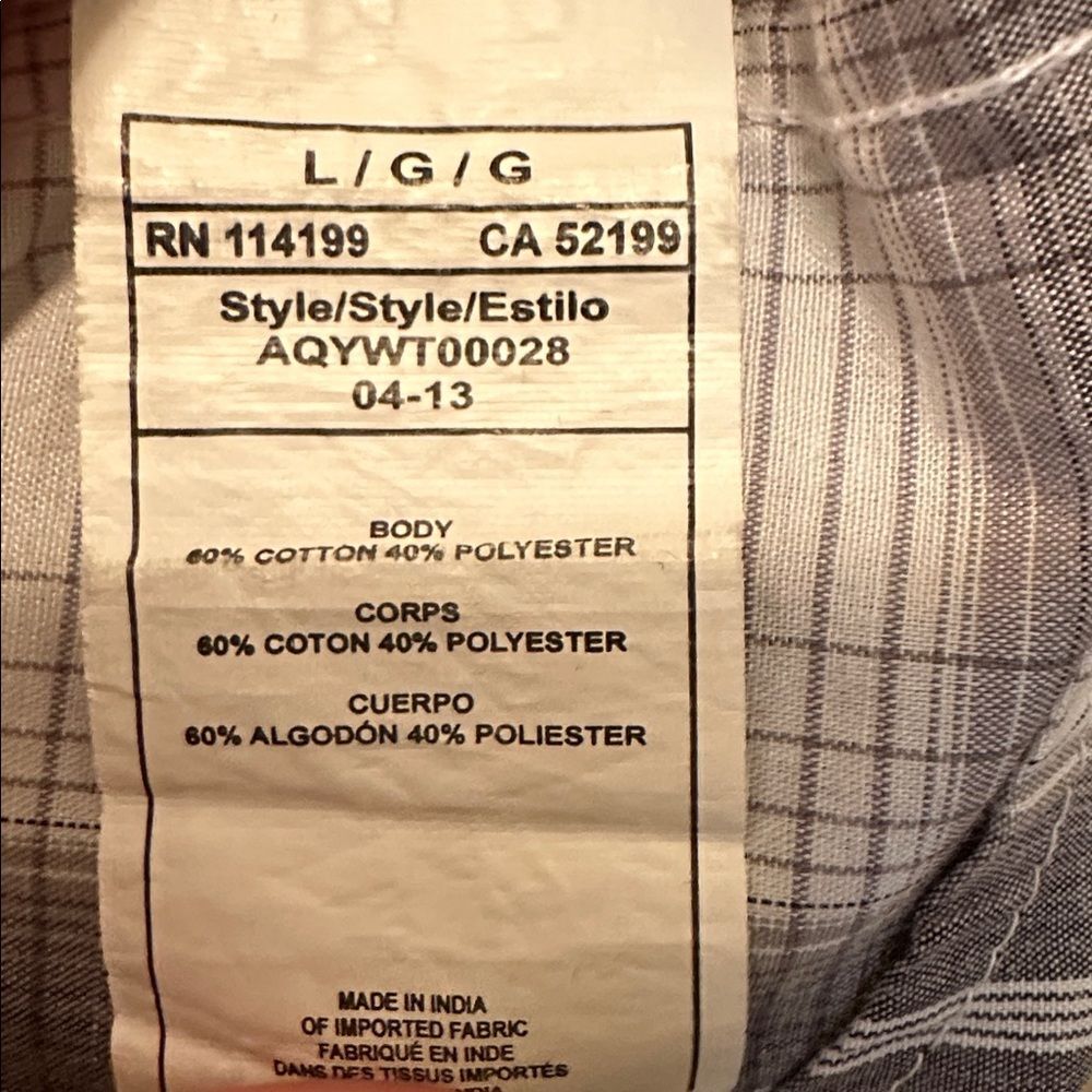 Quiksilver Two Men’s Plaid Button Down Shirts Black/Gray and Blue/White L - Picture 6 of 6